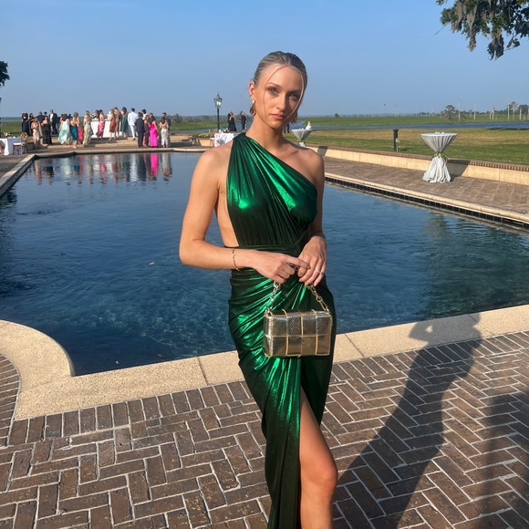 Valeria dress in emerald metallic, J. Angelique green gown Revolve size S small - Picture 2 of 6